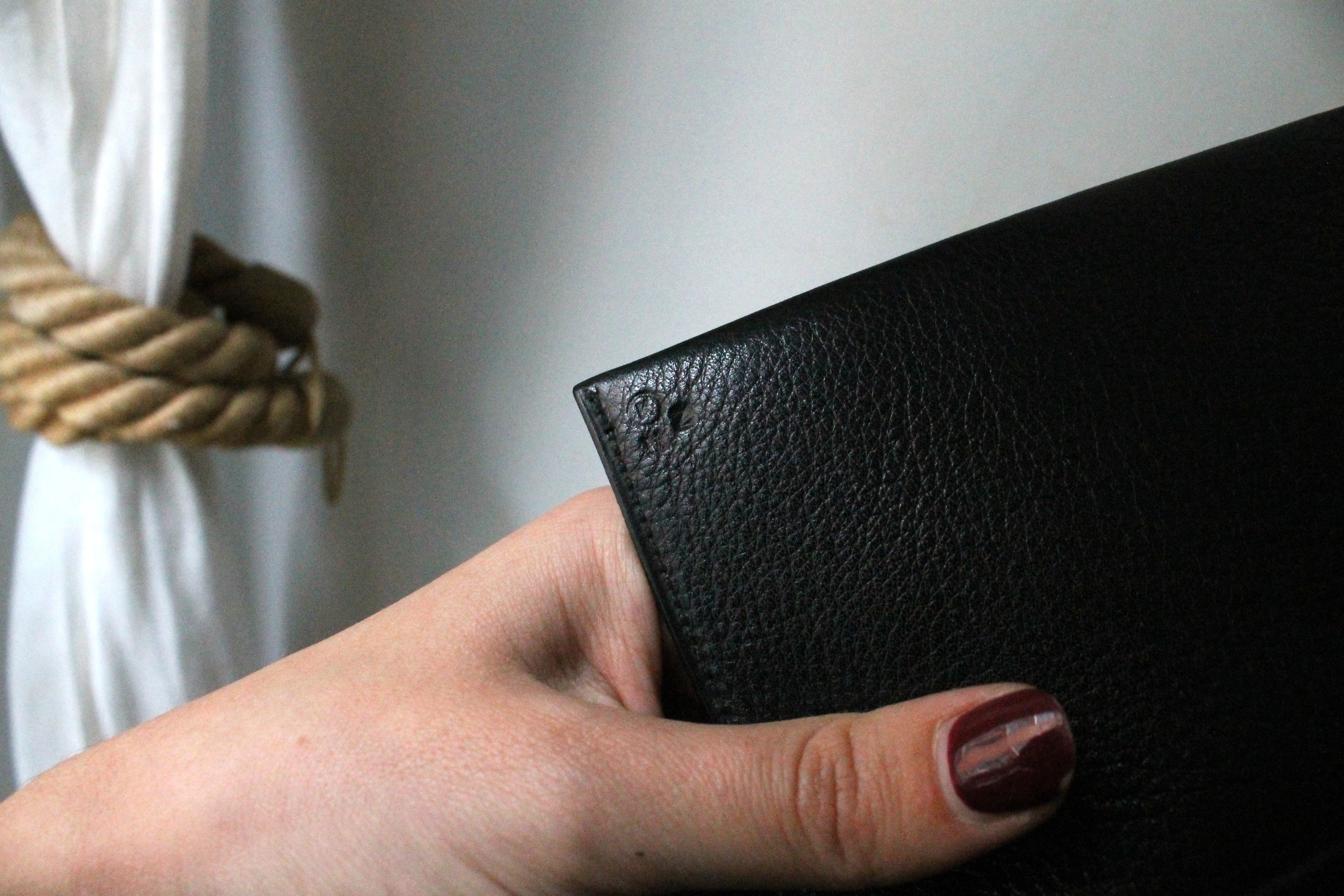 Hermès sac à main modèle Aline vintage en cuir noir