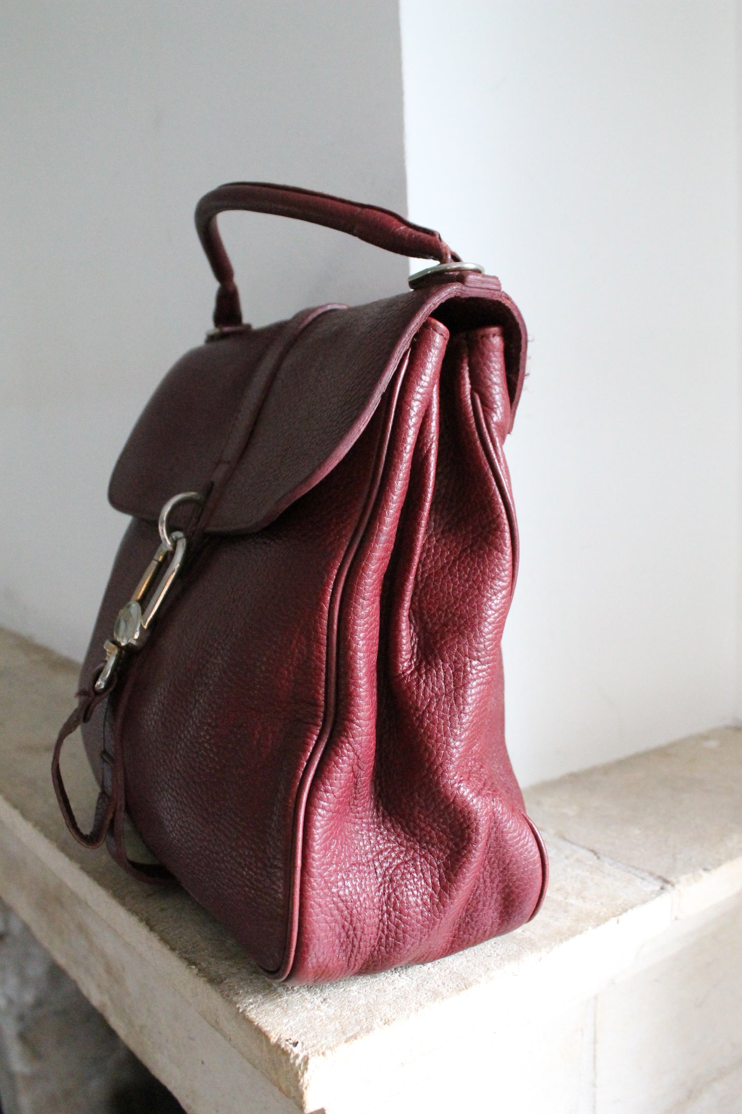 Delvaux sac à main modèle Gin Fizz en cuir grainé bordeaux