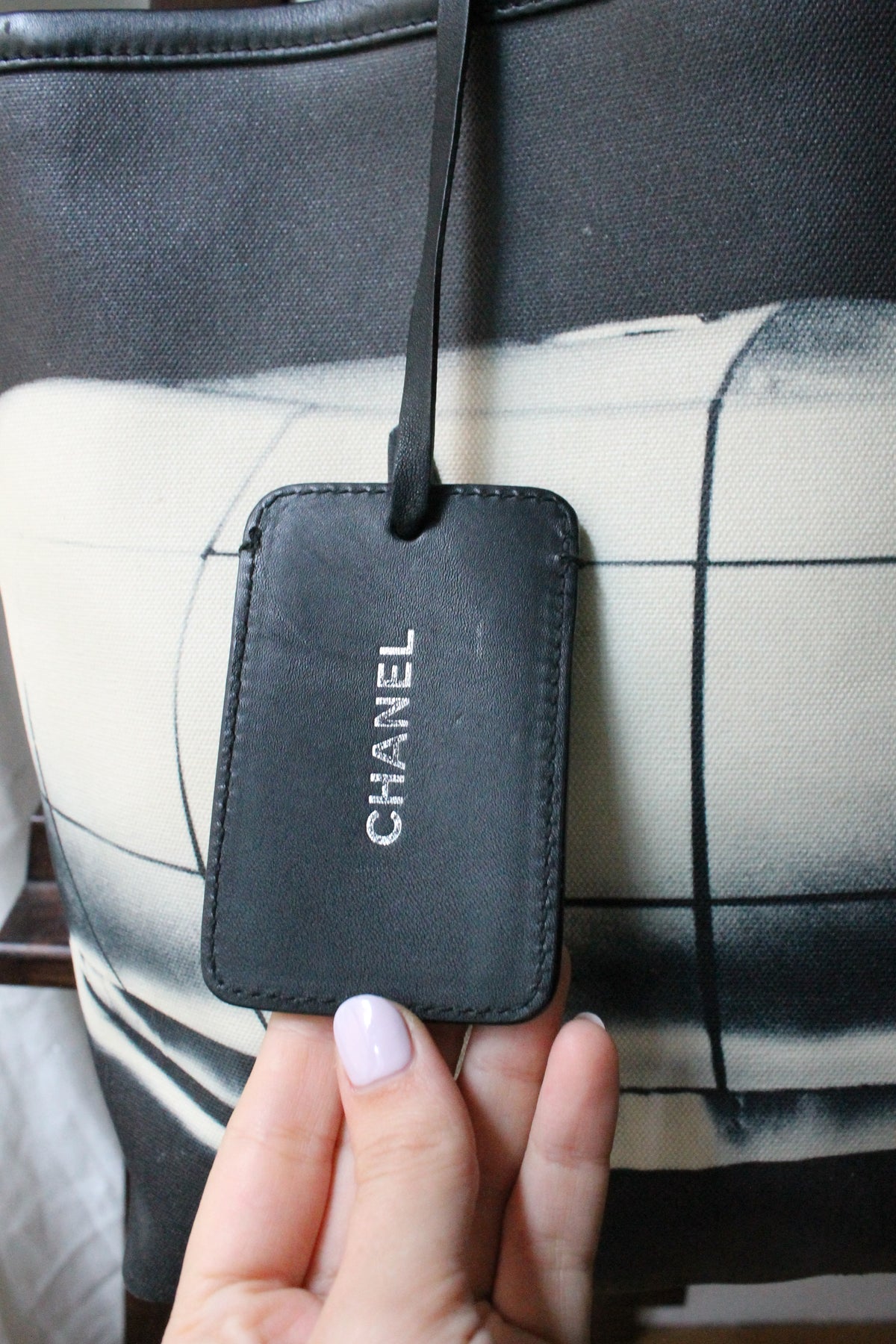 Chanel x Zaha Hadid sac “Mobile Art” en toile noire
