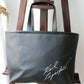 Chanel x Zaha Hadid sac “Mobile Art” en toile noire