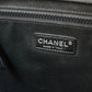 Chanel x Zaha Hadid sac “Mobile Art” en toile noire