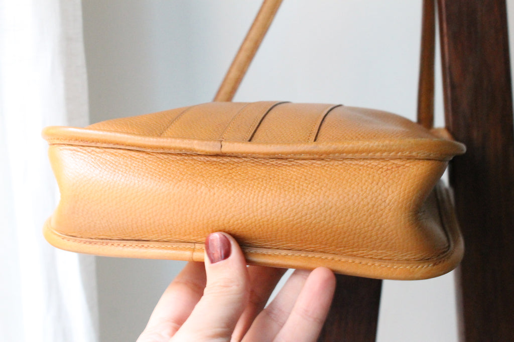 Hermès sac à main modèle Mors en cuir camel