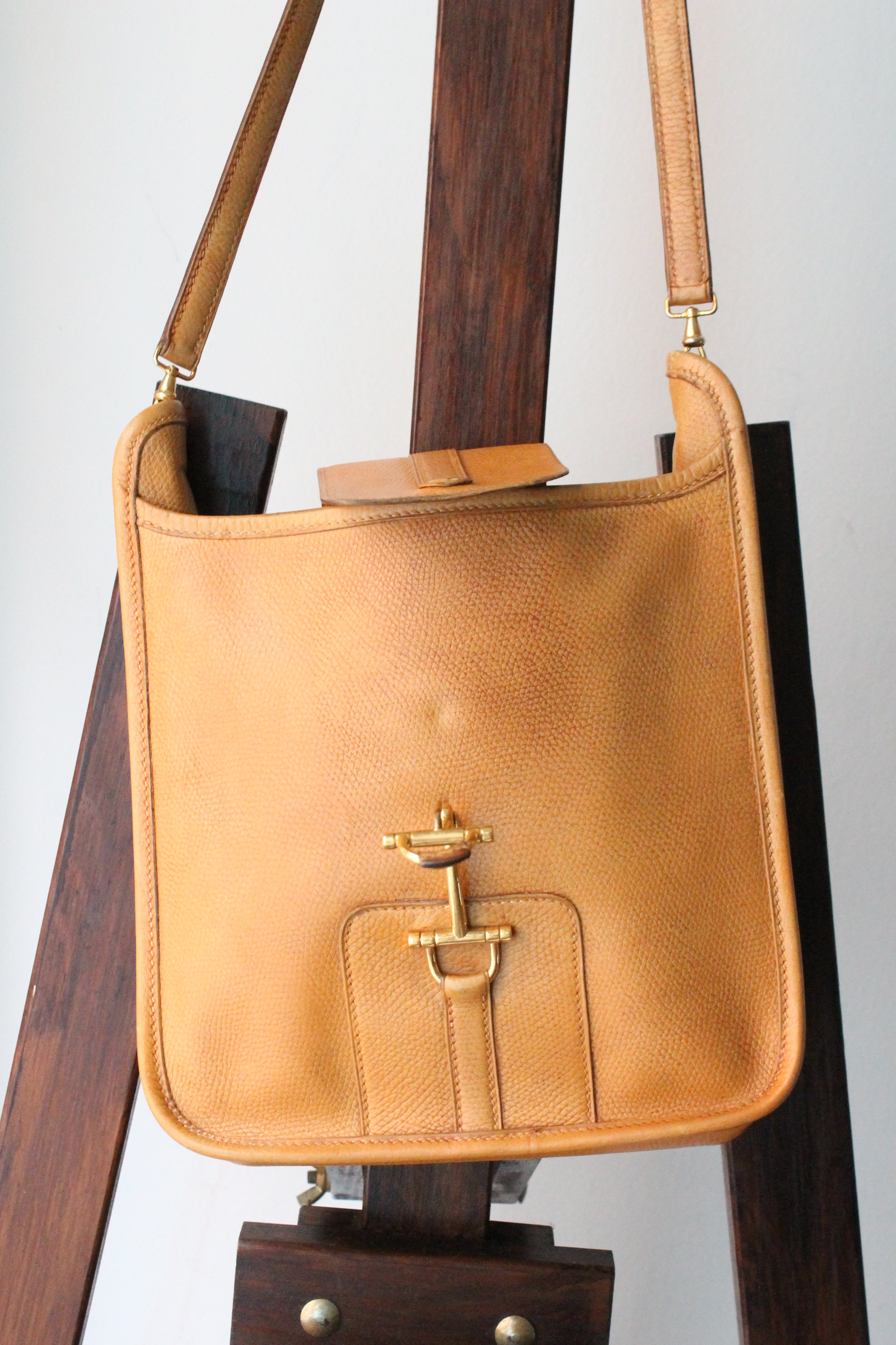 Hermès sac à main modèle Mors en cuir camel