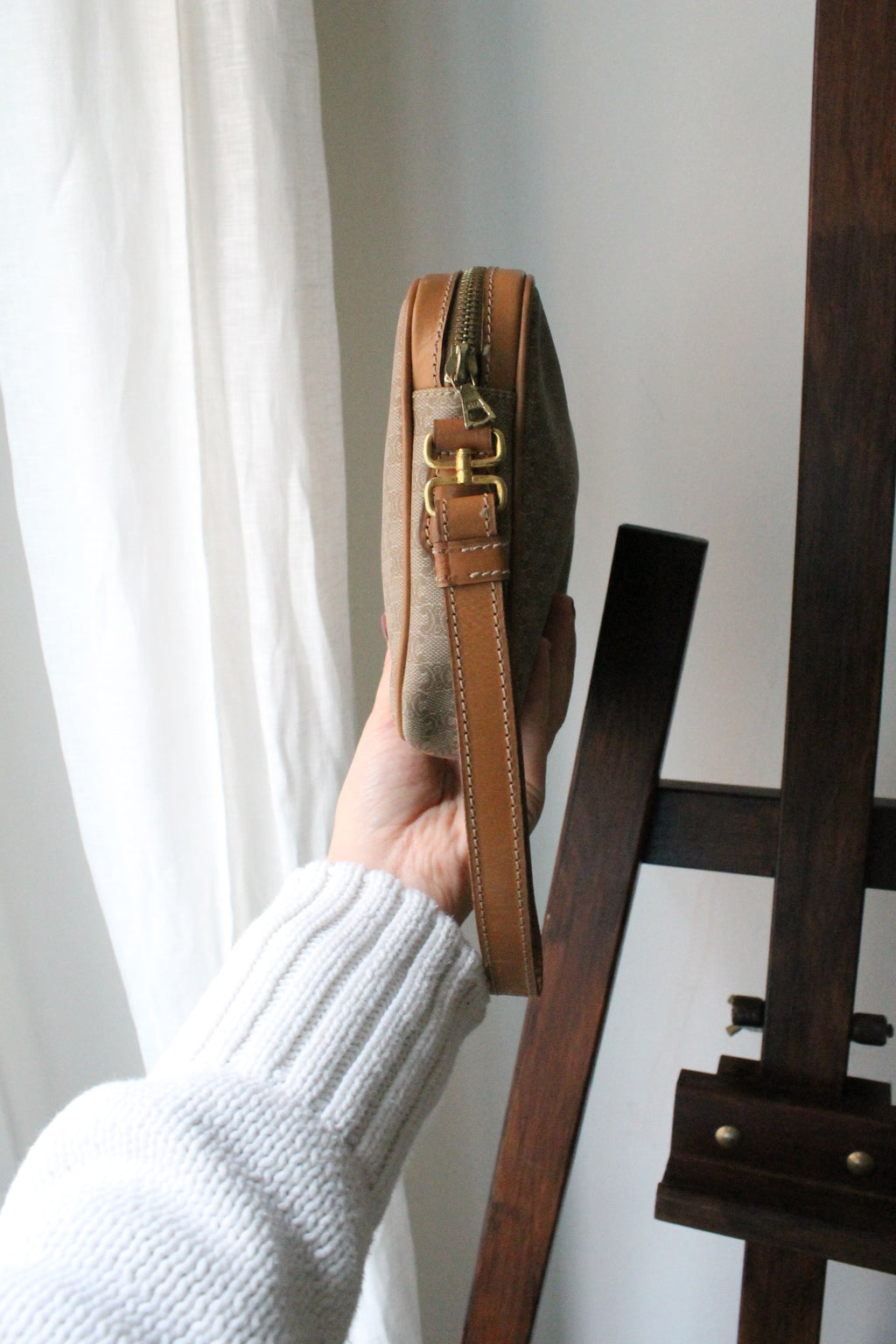 Céline pochette en toile et cuir motif triomphe