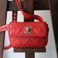 Chanel sac banane vintage en cuir rouge