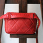 Chanel sac banane vintage en cuir rouge
