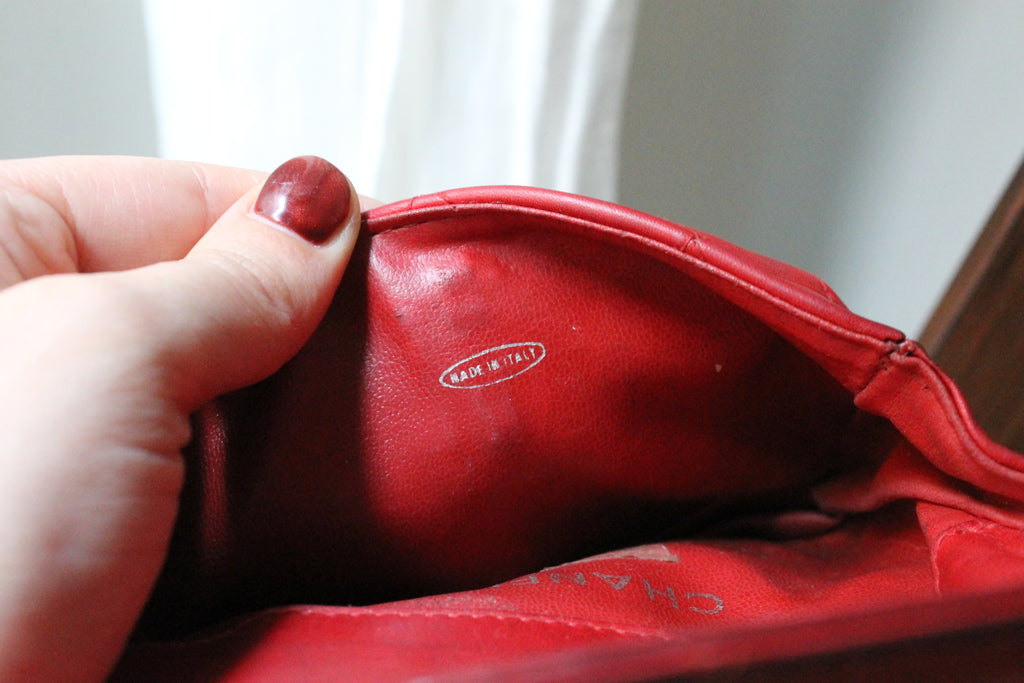 Chanel sac banane vintage en cuir rouge