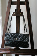 Chanel sac à main modèle 2.55 en cuir craquelé glacé