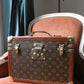 Louis Vuitton vanity en forme de malle en toile monogram