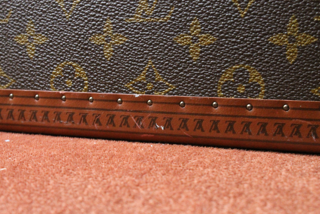 Louis Vuitton vanity en forme de malle en toile monogram