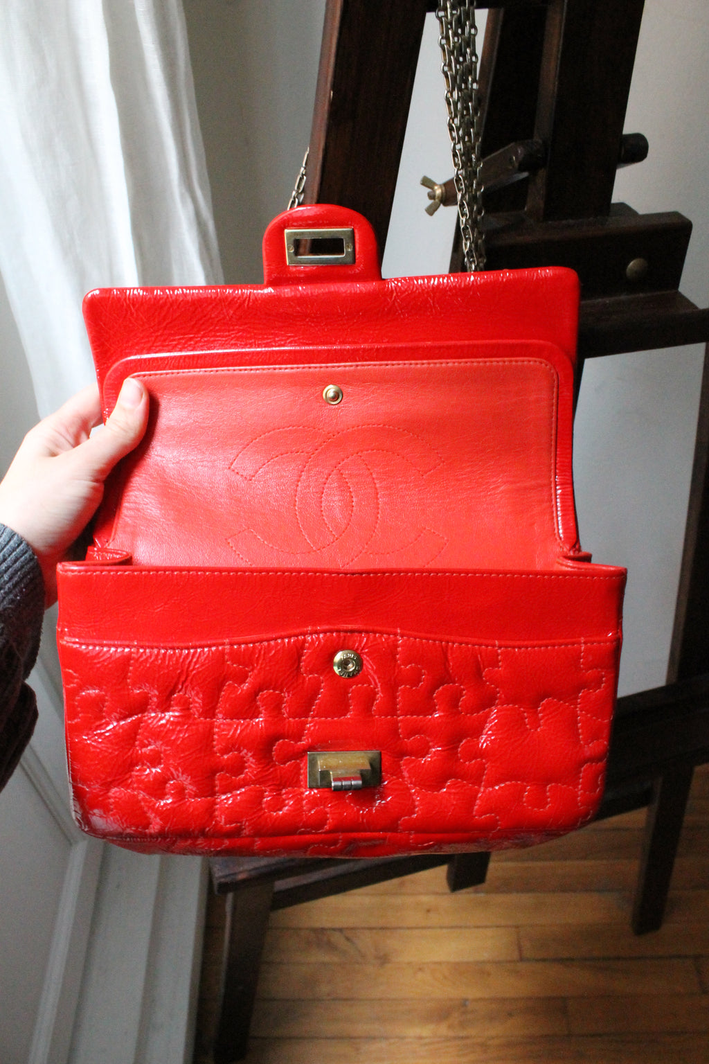 Chanel sac à main modèle 2.55 puzzle en cuir vernis