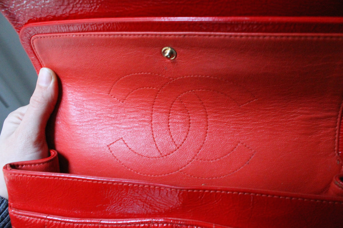 Chanel sac à main modèle 2.55 puzzle en cuir vernis
