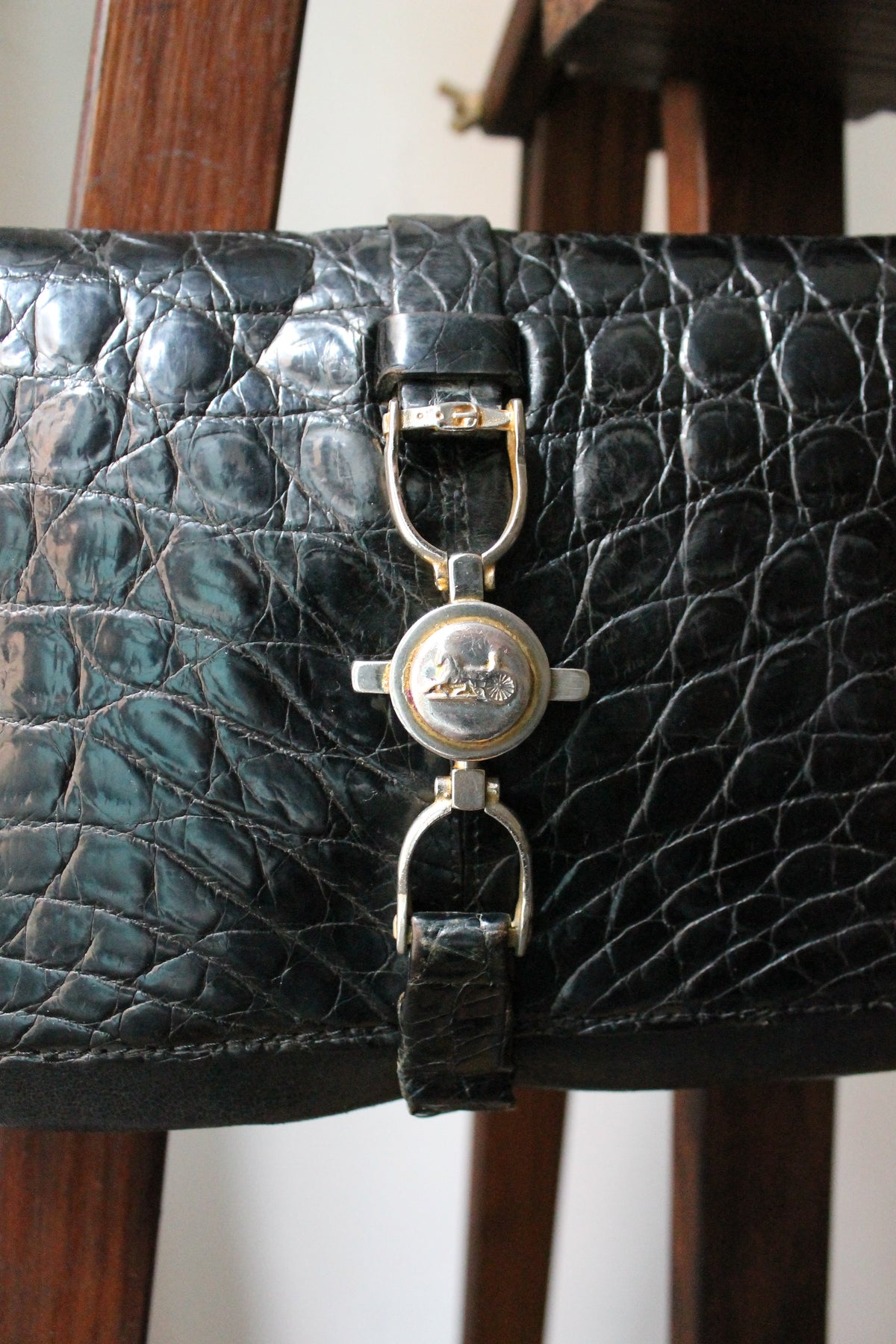 Céline sac à main modèle trio en cuir exotique (crocodile) noir
