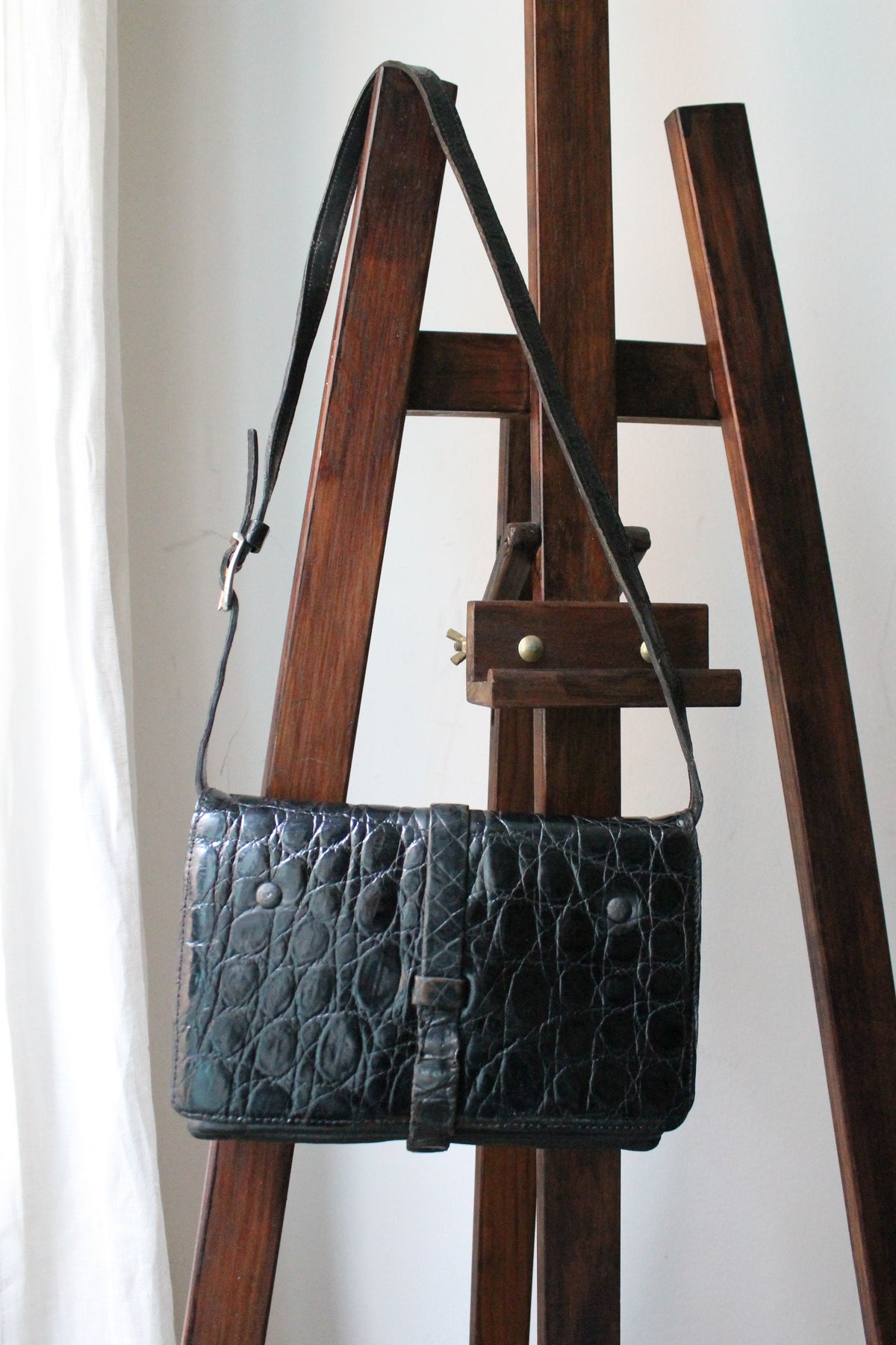 Céline sac à main modèle trio en cuir exotique (crocodile) noir