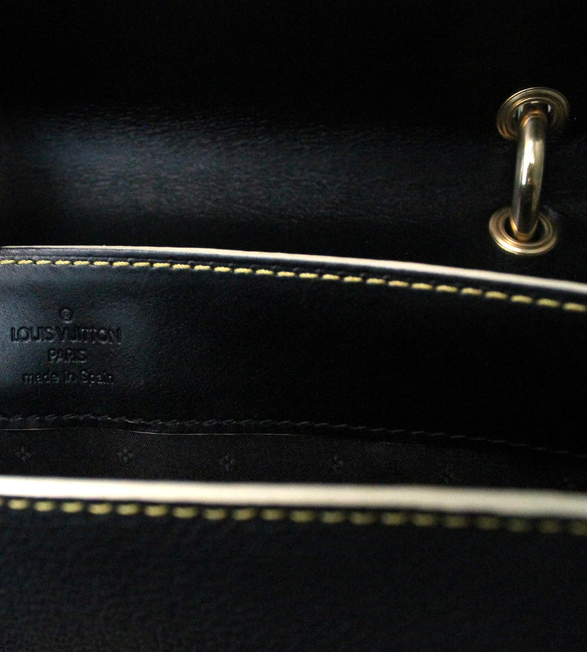 Louis Vuitton sac à main modèle Talentueux en cuir noir