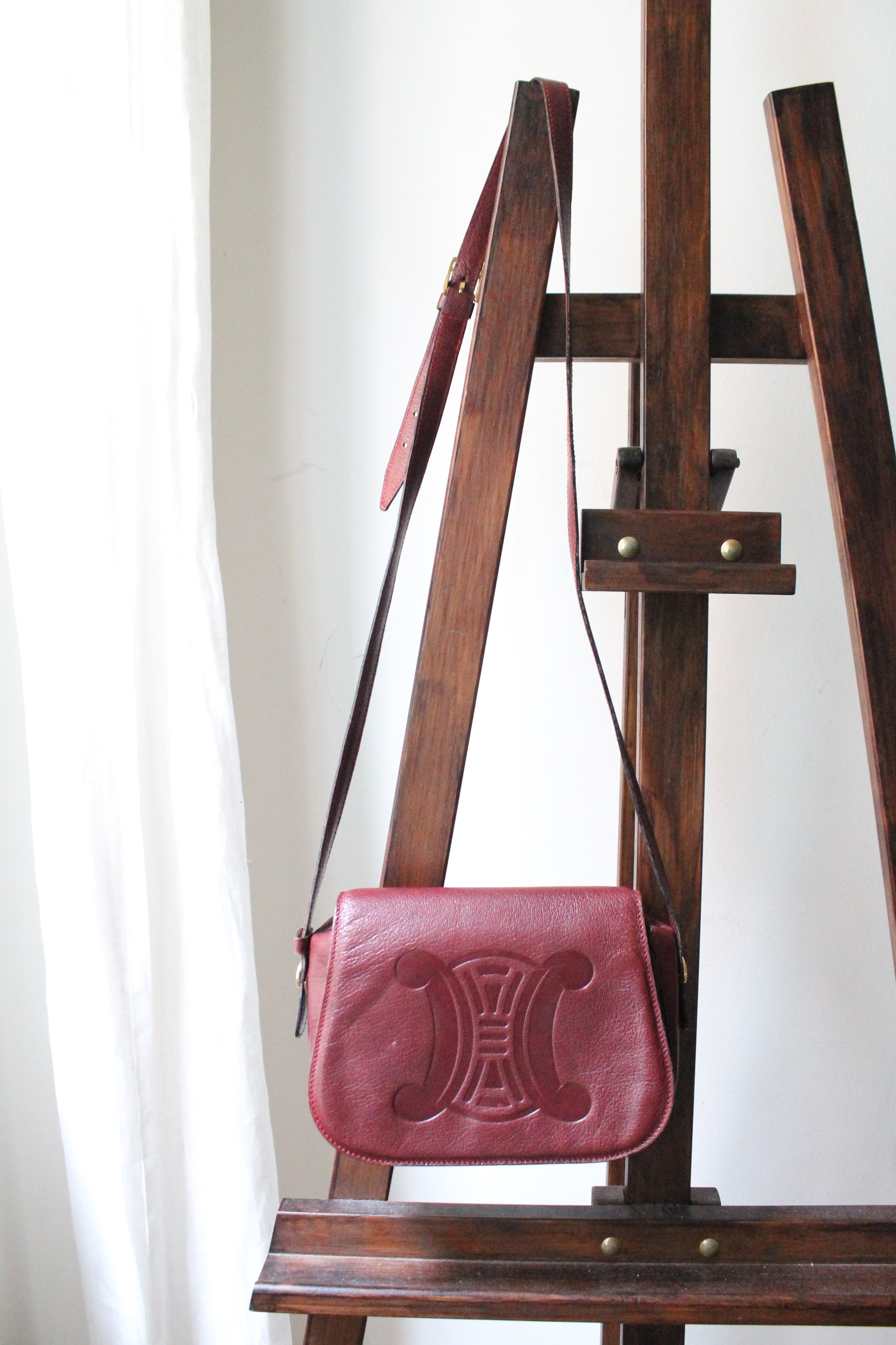 Céline sac à main modèle Folco en cuir bordeaux
