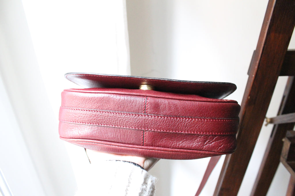 Céline sac à main modèle Folco en cuir bordeaux