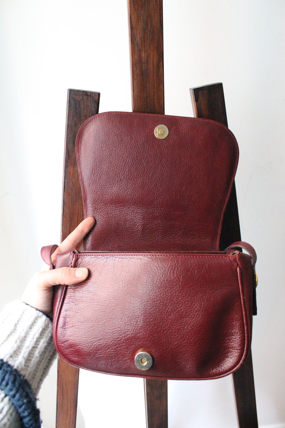 Céline sac à main modèle Folco en cuir bordeaux