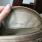 Chanel sac rond en daim rose poudré
