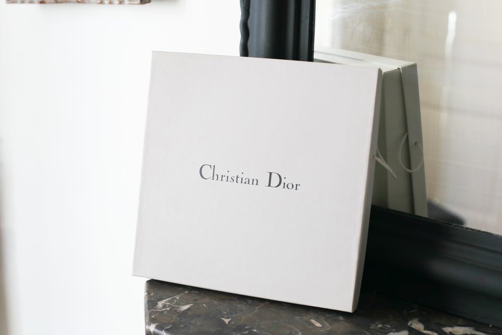 Dior set de toilette avec sa serviette et son gant