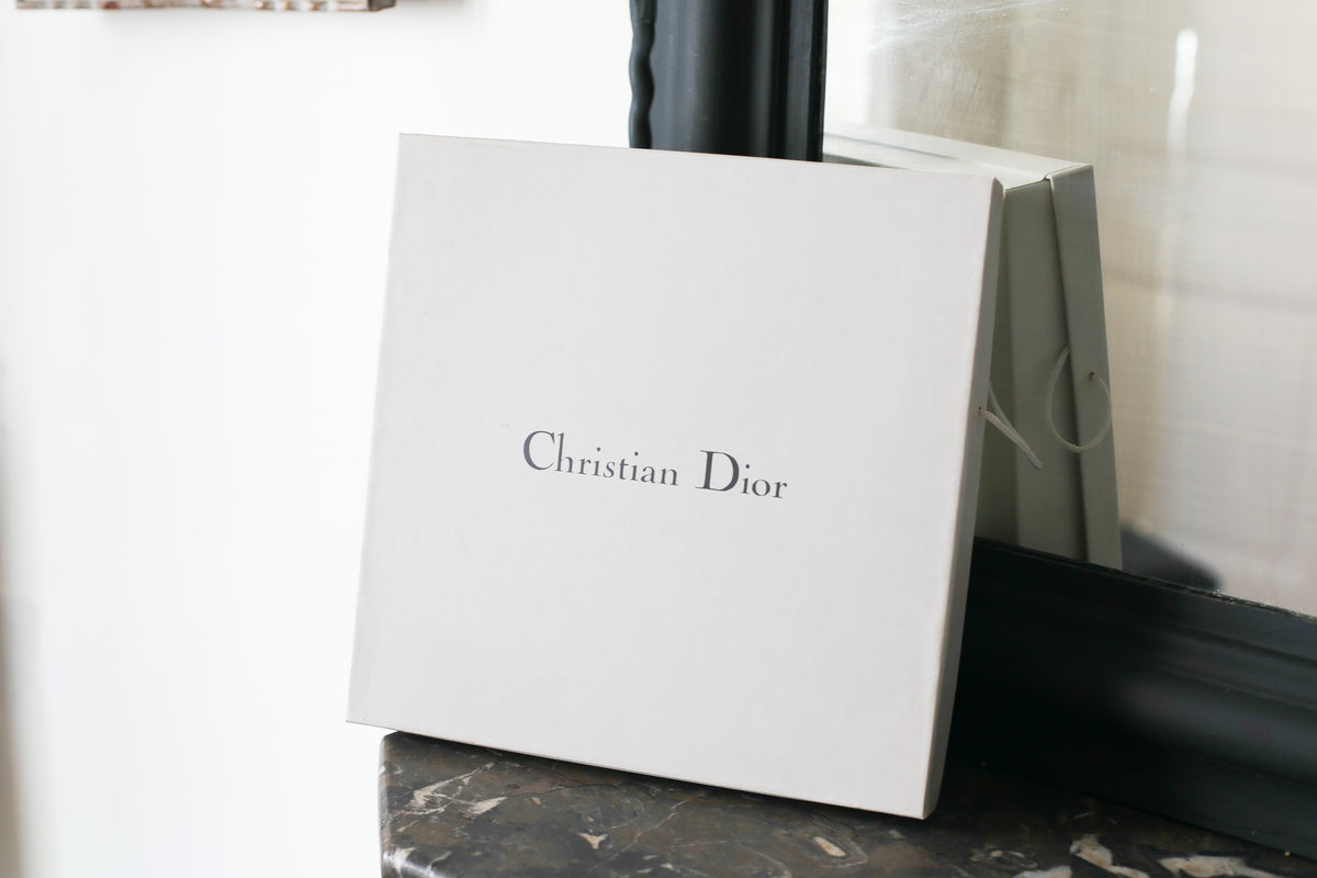 Dior set de toilette avec sa serviette et son gant