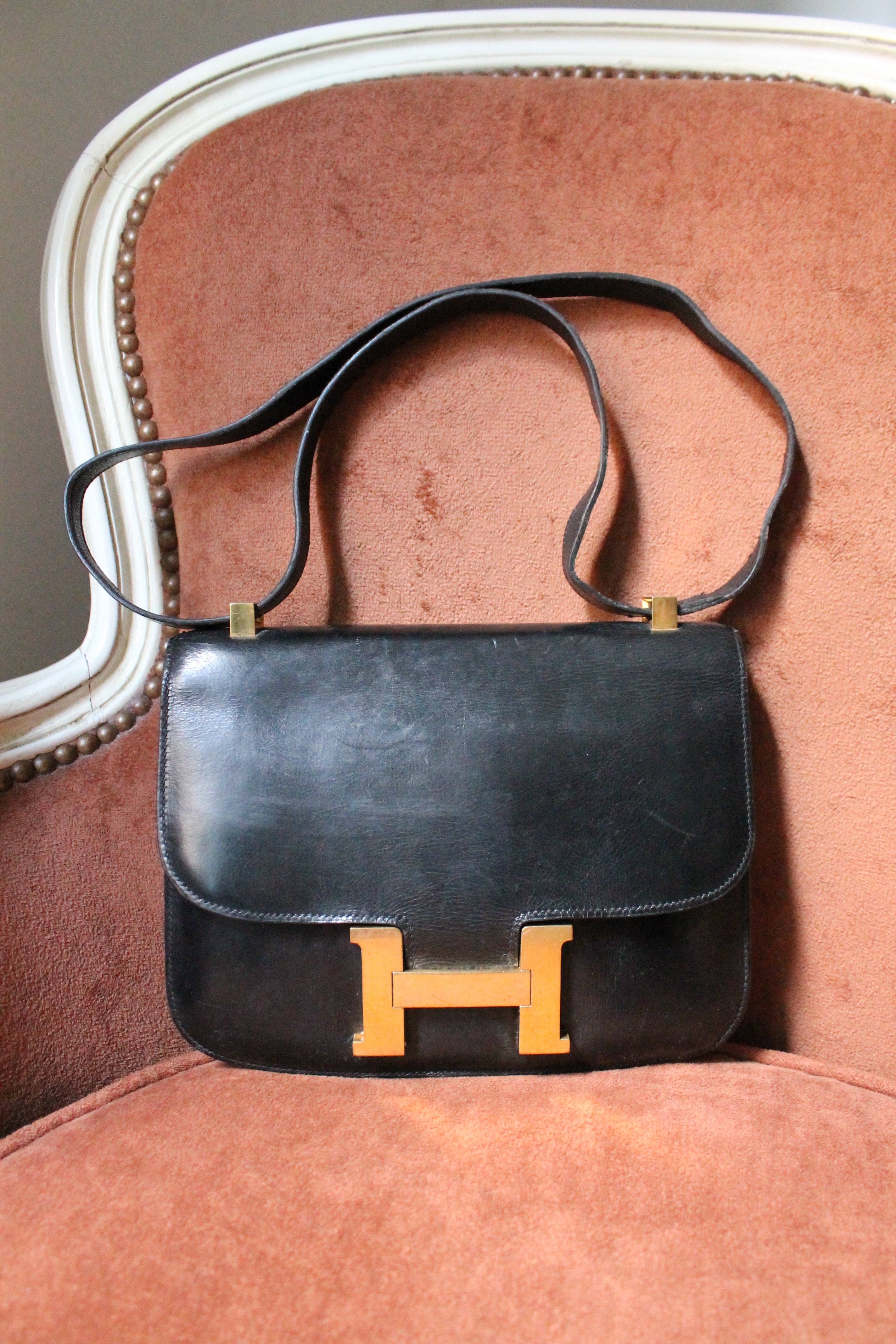 Hermès Paris sac constance vintage en cuir box noir