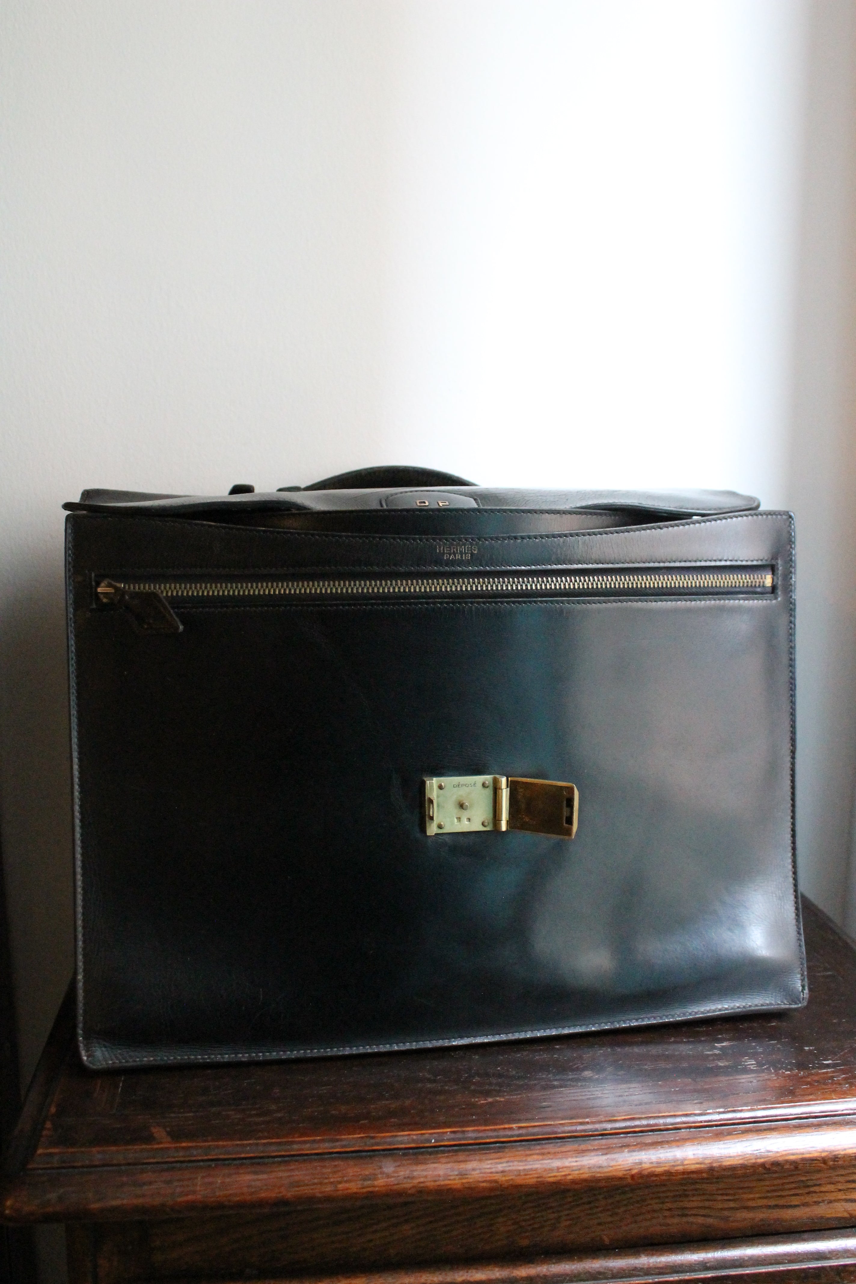 Hermès sac à dépêche en cuir noir box