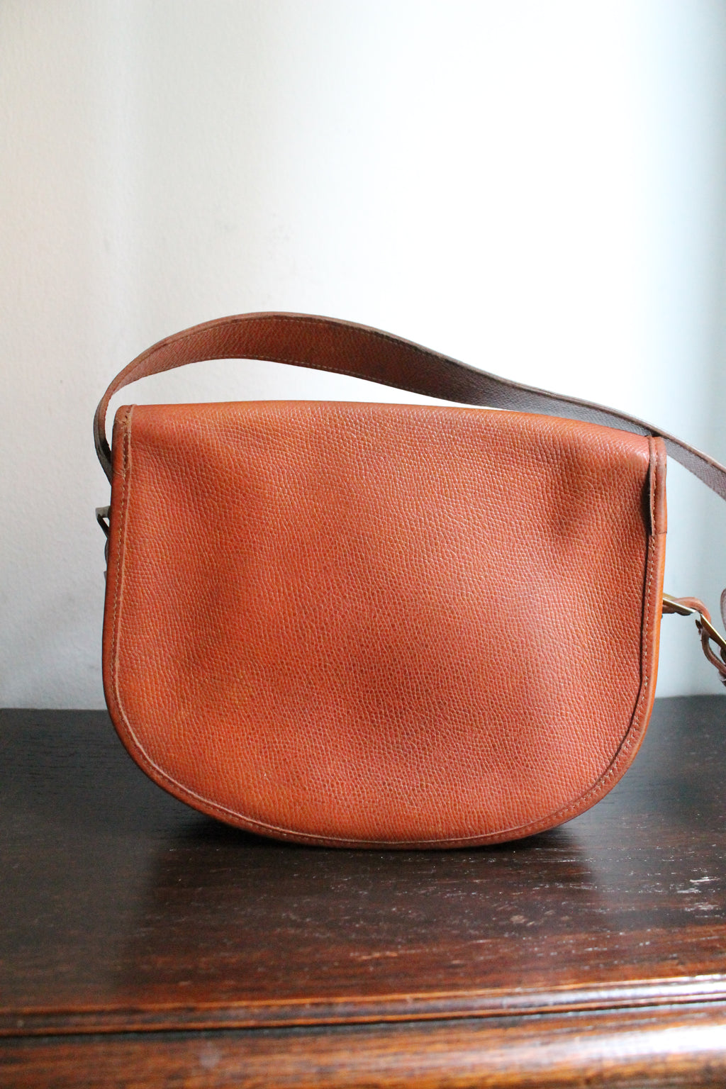 Hermès sac modèle Balle de Golf en cuir cognac
