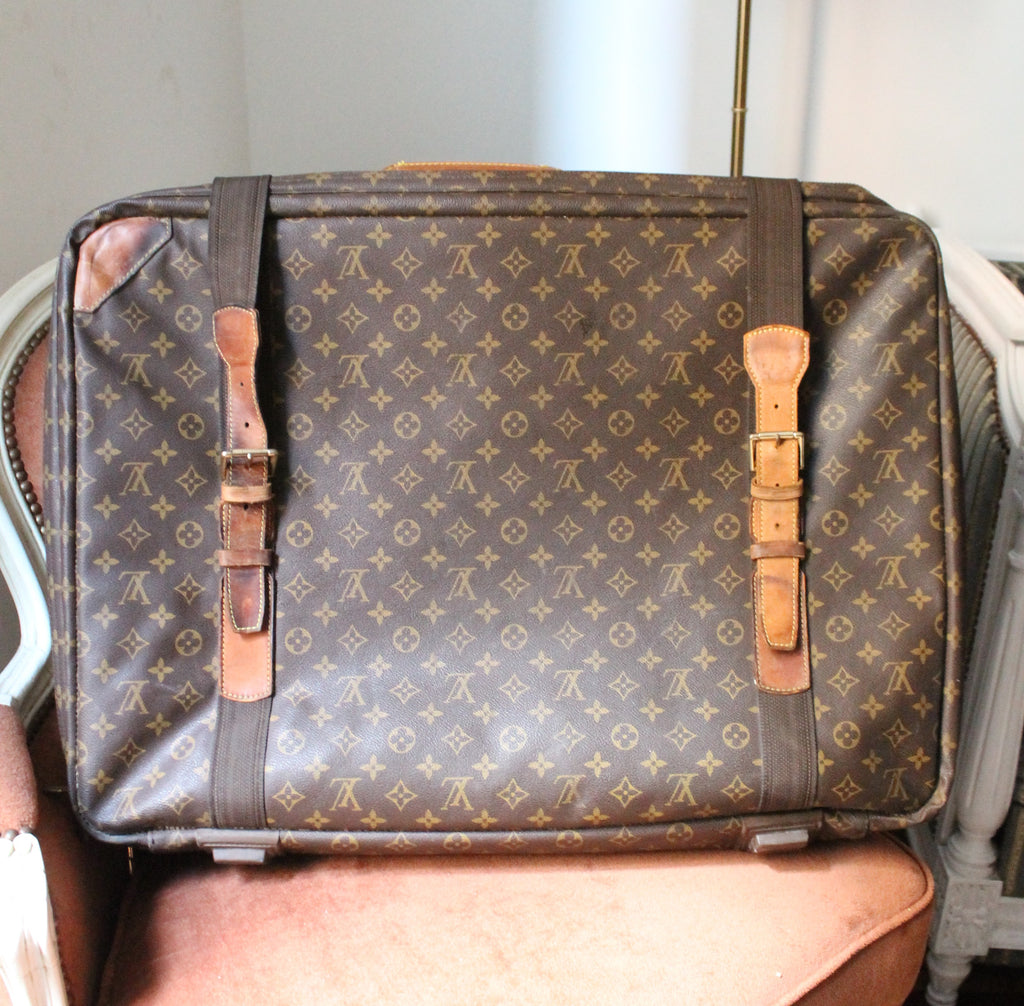 Louis Vuitton valise modèle Satellite en toile et cuir