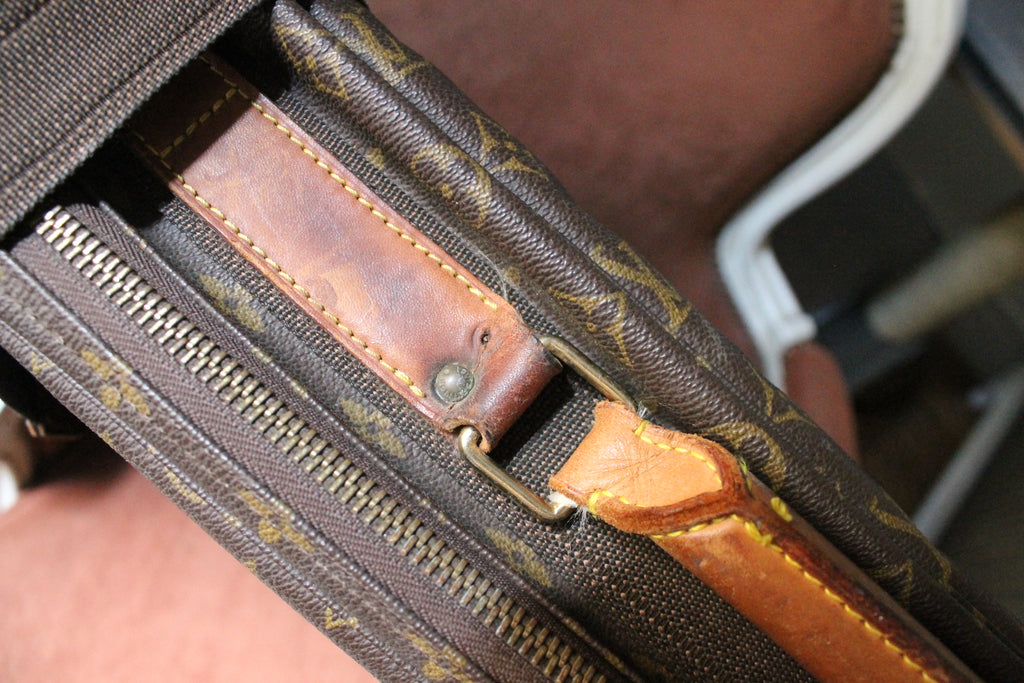 Louis Vuitton valise modèle Satellite en toile et cuir