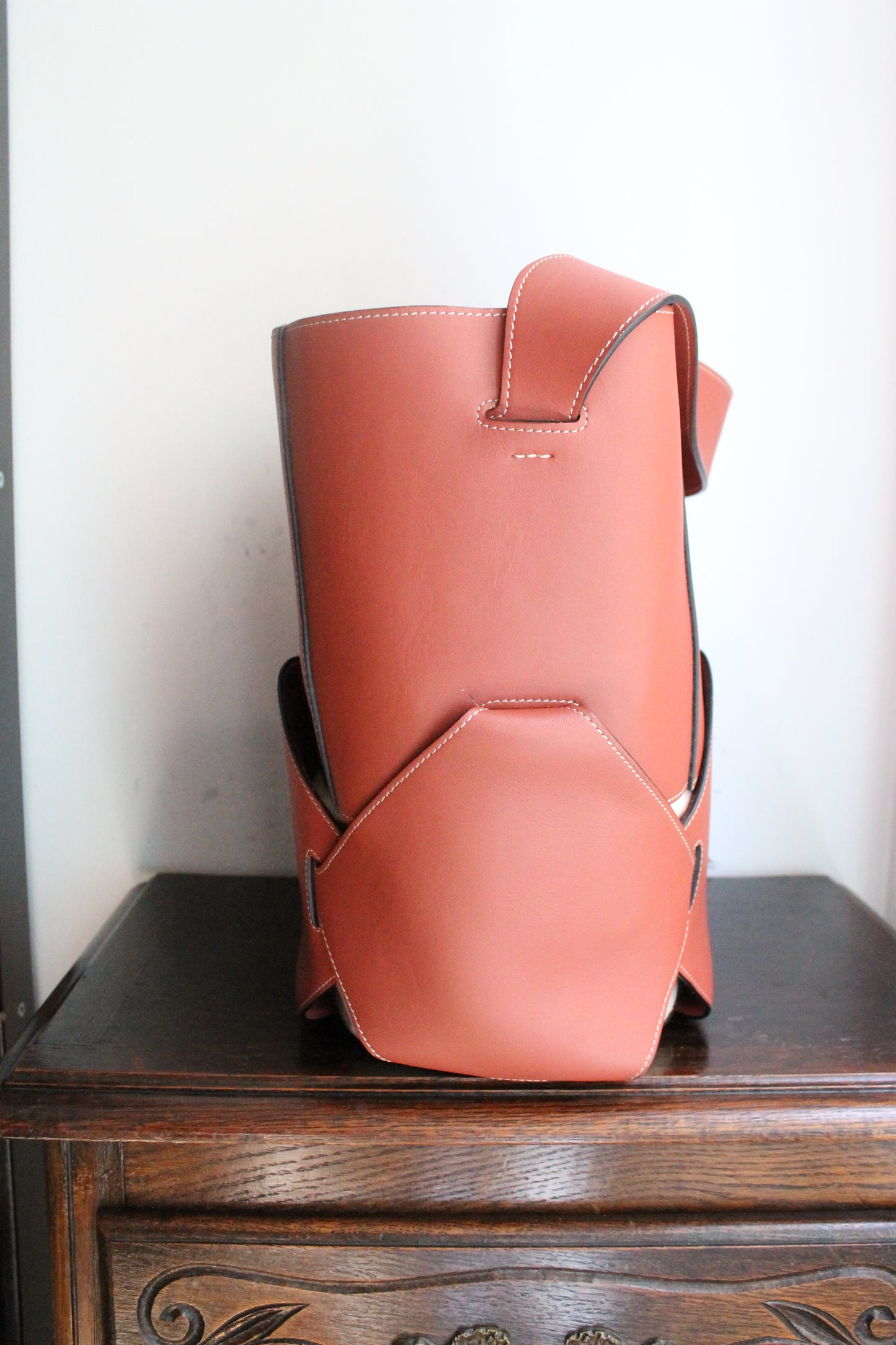 Sac seau Céline rose foncé en cuir et toile