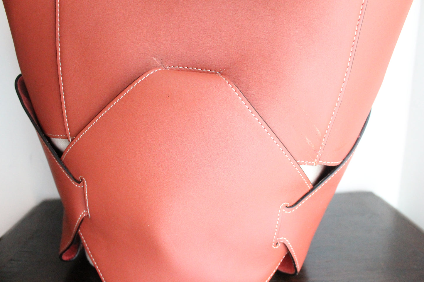 Sac seau Céline rose foncé en cuir et toile
