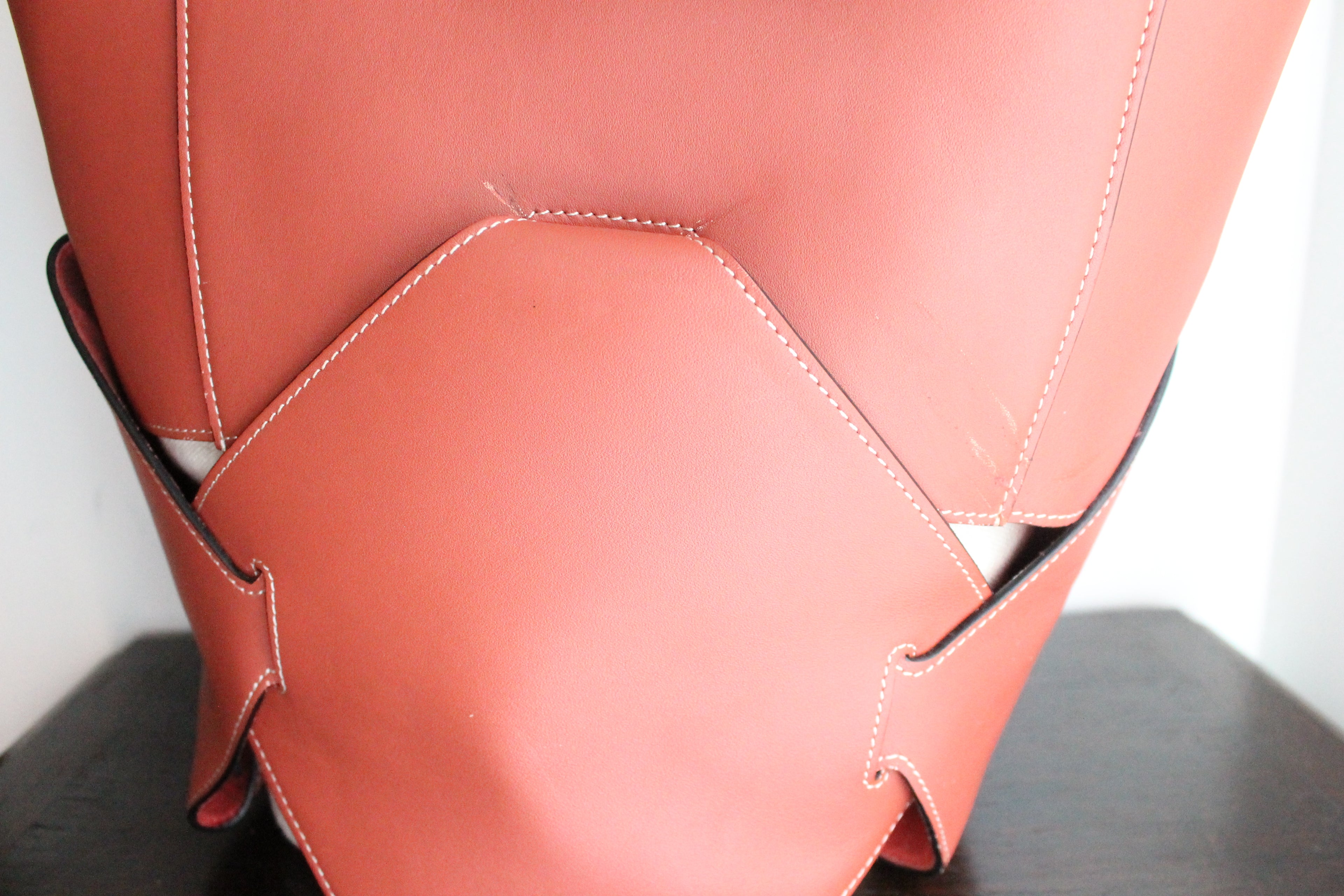 Sac seau Céline rose foncé en cuir et toile