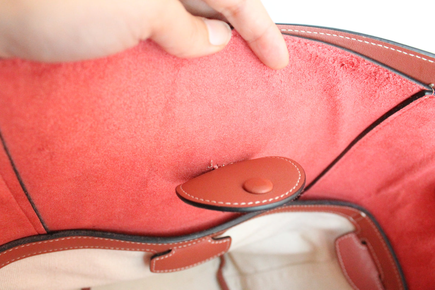 Sac seau Céline rose foncé en cuir et toile