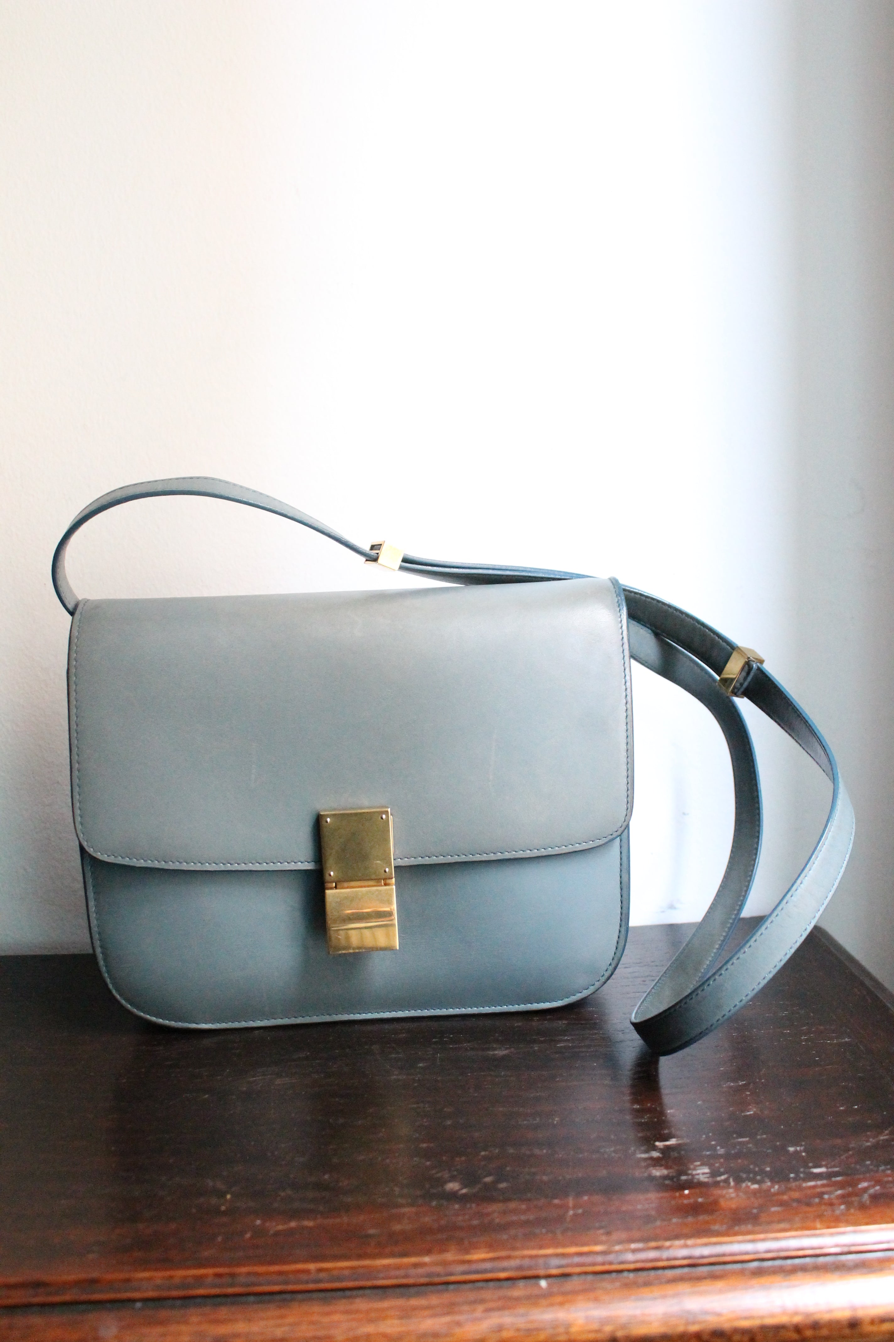 Céline sac à main modèle Classique en cuir bleu
