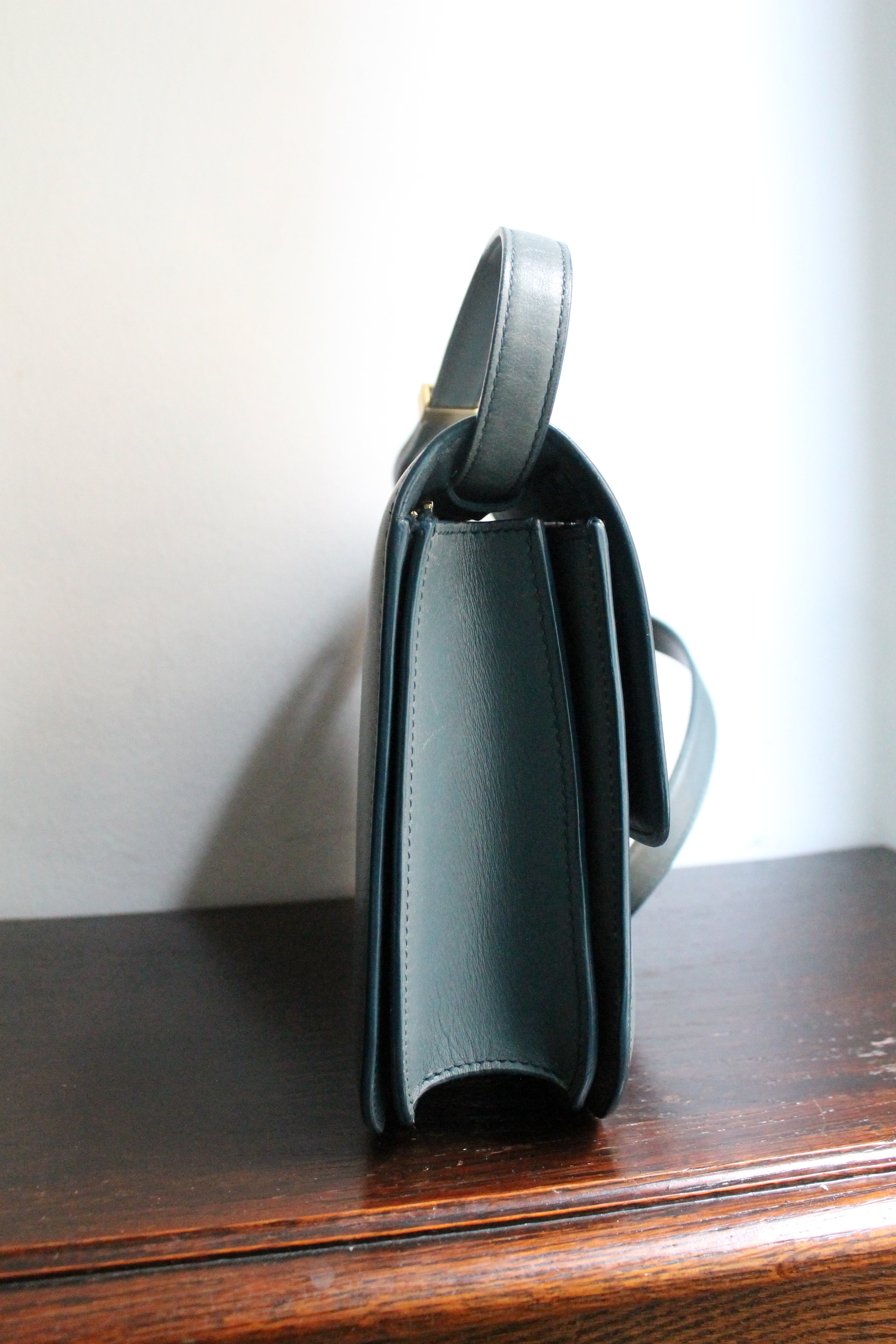 Céline sac à main modèle Classique en cuir bleu