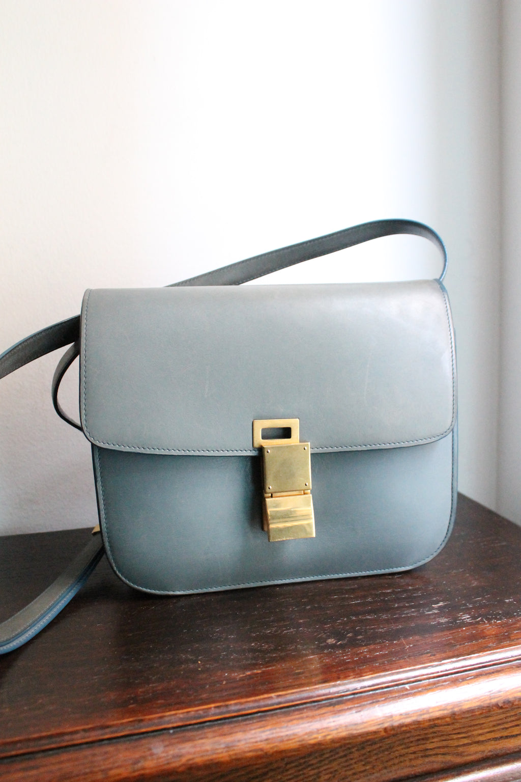 Céline sac à main modèle Classique en cuir bleu