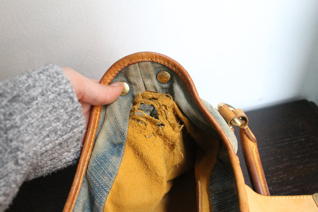 Louis Vuitton sac à main modèle Pleaty en denim bleu et cuir