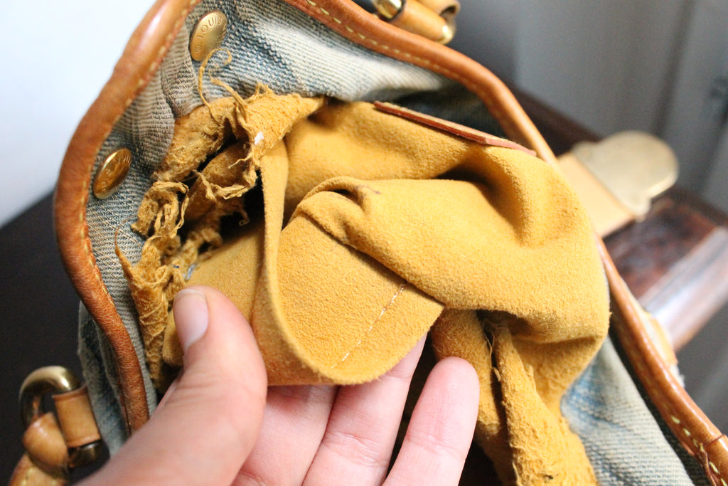 Louis Vuitton sac à main modèle Pleaty en denim bleu et cuir