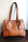 Céline sac à main modèle "Orlov" en cuir camel
