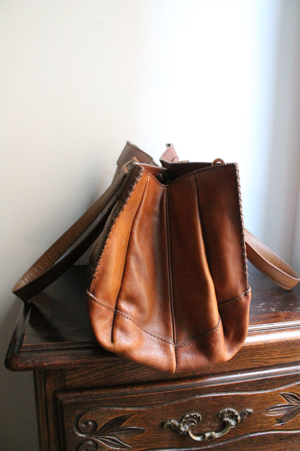 Céline sac à main modèle "Orlov" en cuir camel