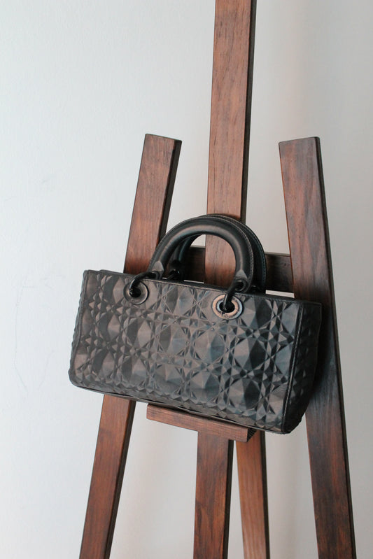 Christian Dior sac “Lady D-Joy” en cuir de veau mat cannage Diamond