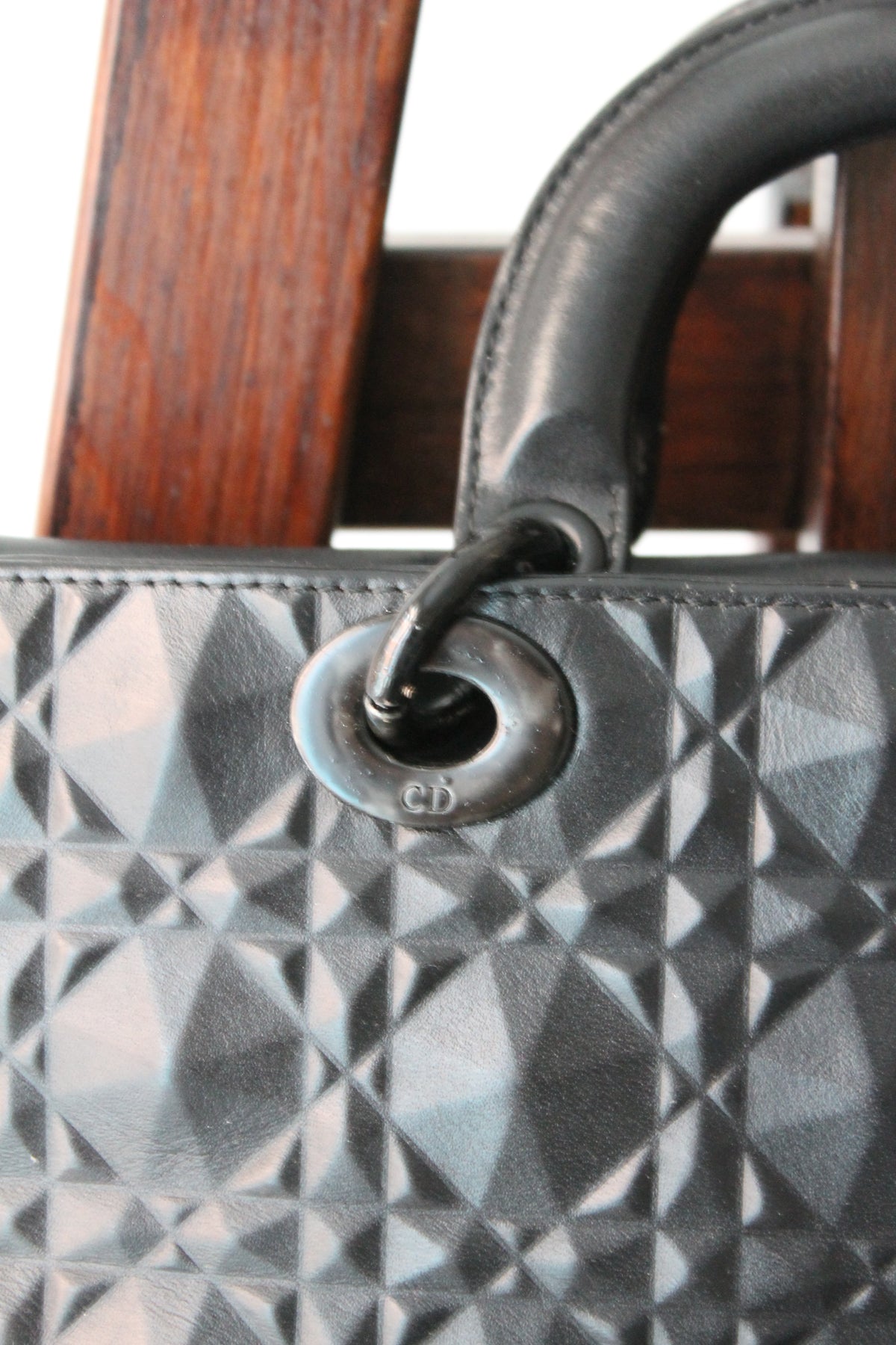 Christian Dior sac “Lady D-Joy” en cuir de veau mat cannage Diamond