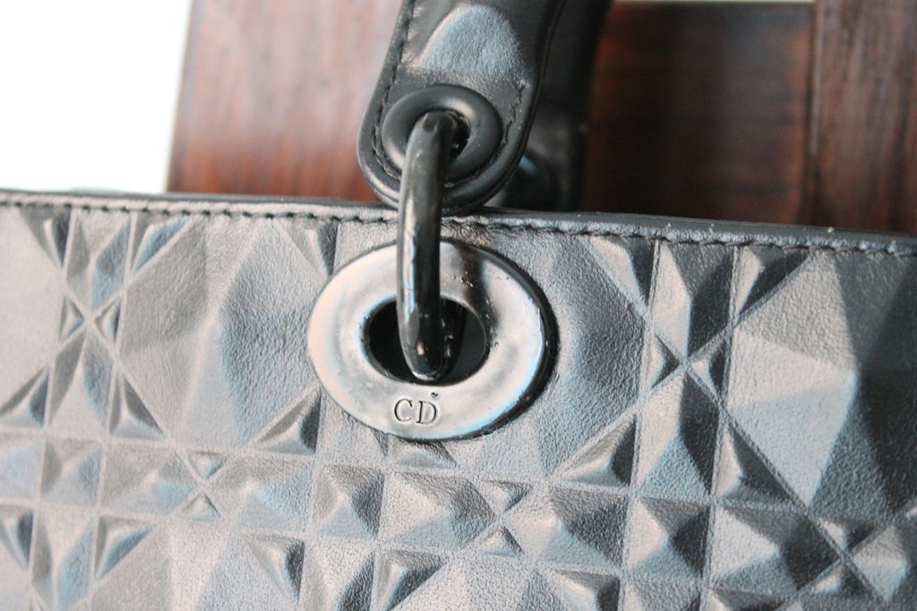 Christian Dior sac “Lady D-Joy” en cuir de veau mat cannage Diamond