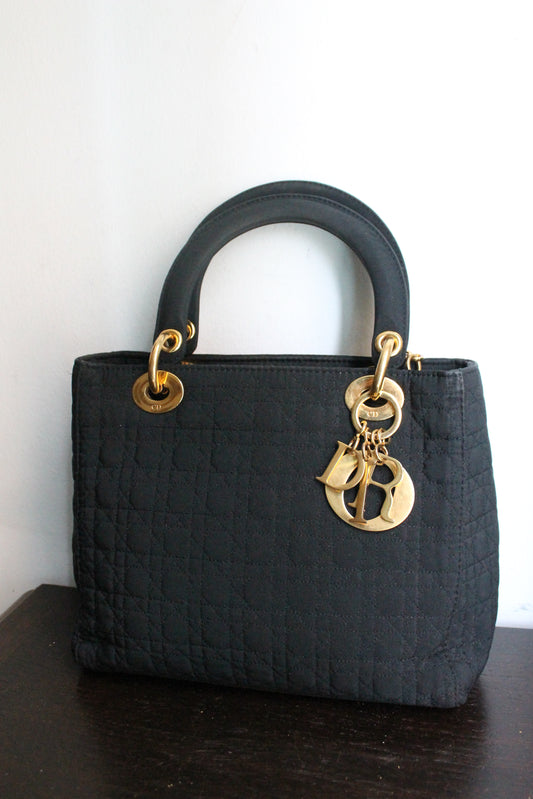 Dior sac à main modèle Lady Dior en toile noire