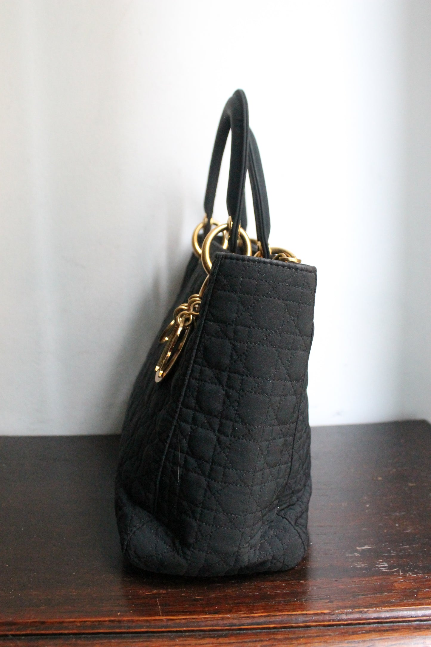 Dior sac à main modèle Lady Dior en toile noire
