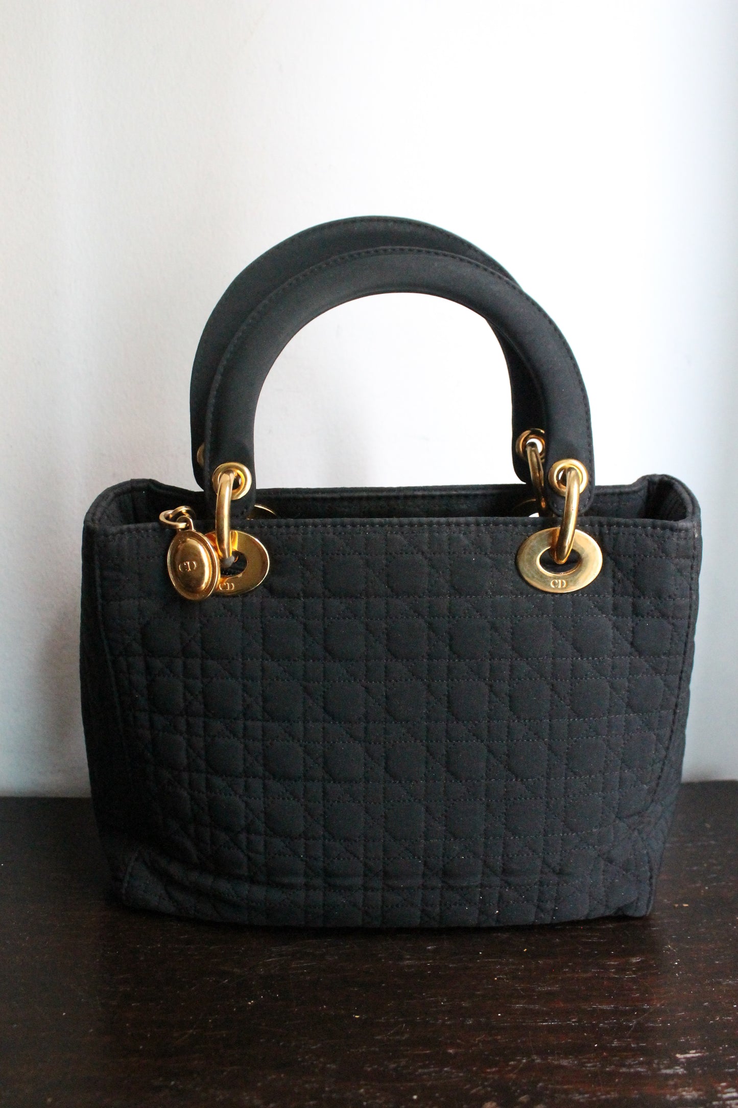 Dior sac à main modèle Lady Dior en toile noire