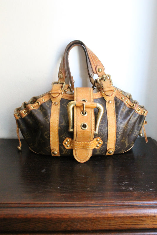 Louis Vuitton sac à main modèle Theda en toile monogram et cuir