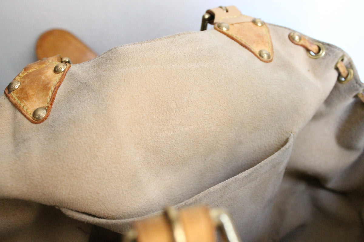 Louis Vuitton sac à main modèle Theda en toile monogram et cuir