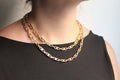 Céline collier en métal doré motif Triomphe